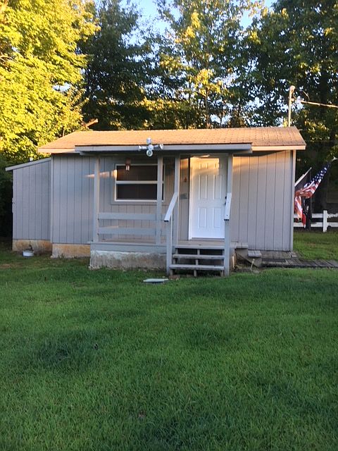 2nd image of 174 Lance Rd