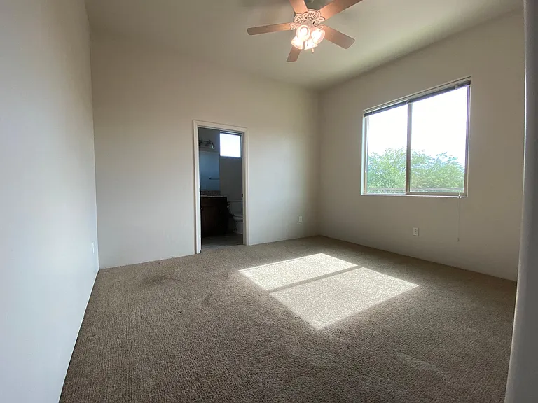 711 E Lester St #4 — Photo 7