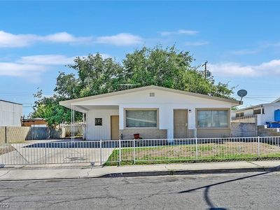 5205 Apple Valley Ln, Las Vegas, NV, 89108
