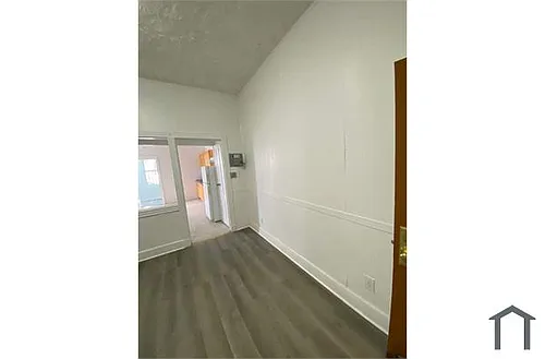 165 Linden St #1 Photo 1