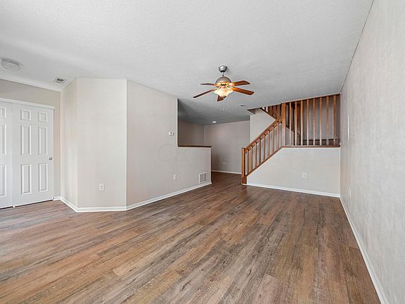 4th image of 8233 Catalpa Ridge Dr