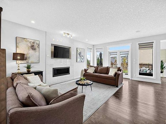 5th image of 546 S Sherwood Blvd NW