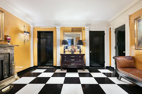 Sold by Stribling | media 27