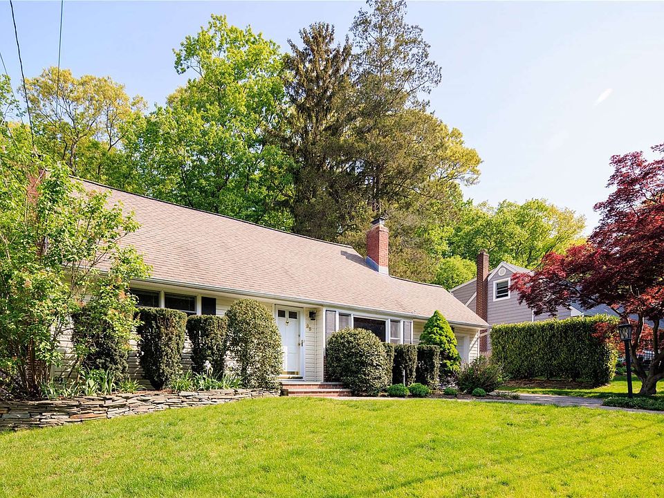 93 Abbott Dr, Halesite, NY 11743 Zillow