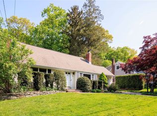 93 Abbott Dr, Halesite, NY 11743