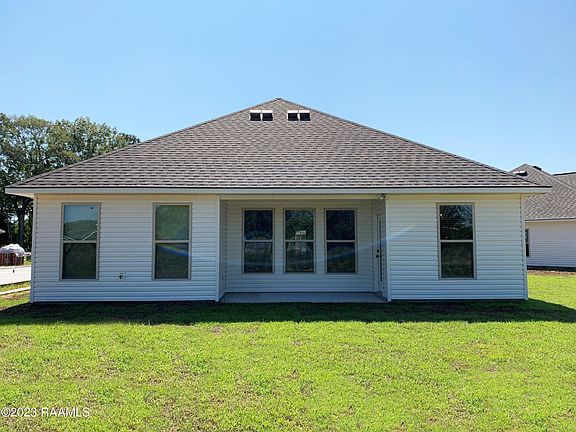 3rd image of 319 Cainwood Ct