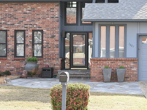 1407 Silver Creek