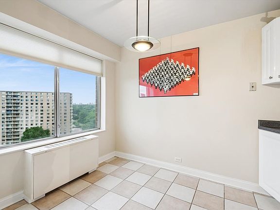 5th image of 7033 N Kedzie Ave APT 1410