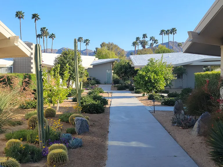 37800 Da Vall Dr #12 — Photo 32