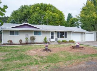 1092 SE Cedar St, Dundee, OR 97115