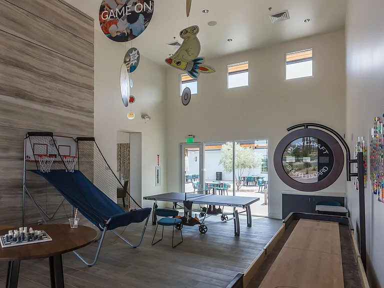 10209 E Thistle Ave — Photo 32