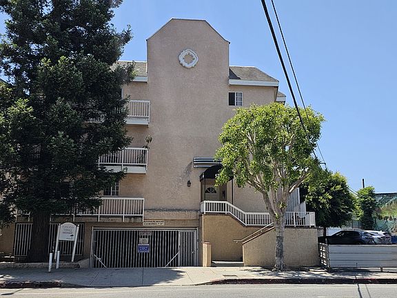 2nd image of 4217 Inglewood Blvd APT 309