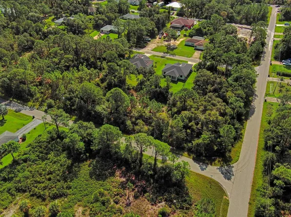 1 Ginsa Ter, North Pt, FL 34291