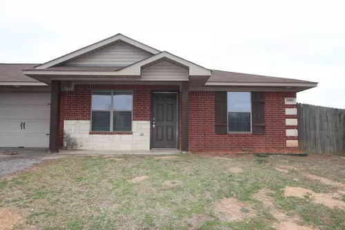 Coming Soon! Mission Ranch- 2 Bedroom Duplex for Rent in Lindale! Photo 1