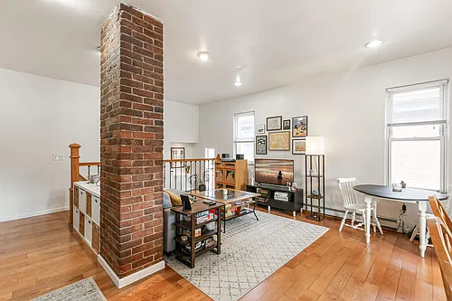 208 S Lincoln St #D Photo 1
