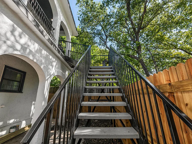 5624 Eastside Ave — Photo 38