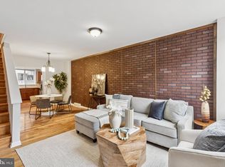 627 Fernon St, Philadelphia, PA 19148