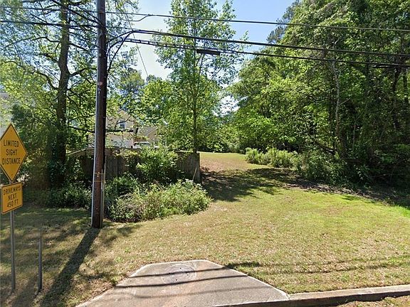 3rd image of 3622 Waldrop Rd