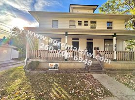 2912 Beaver Ave, 2914 Beaver Ave