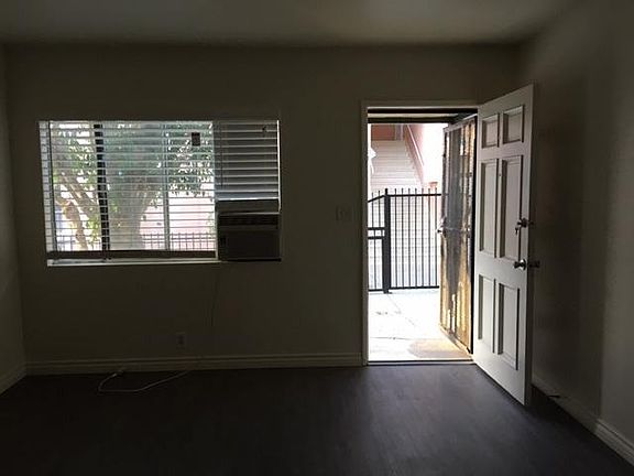 5th image of 5480 Kinston Ave
