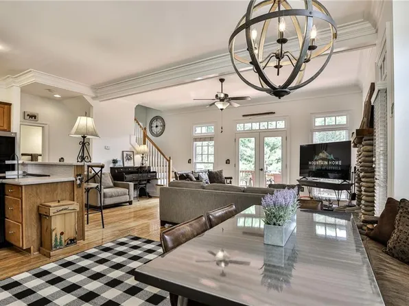 65 Laurel Ridge Trl, Jasper, GA 30143