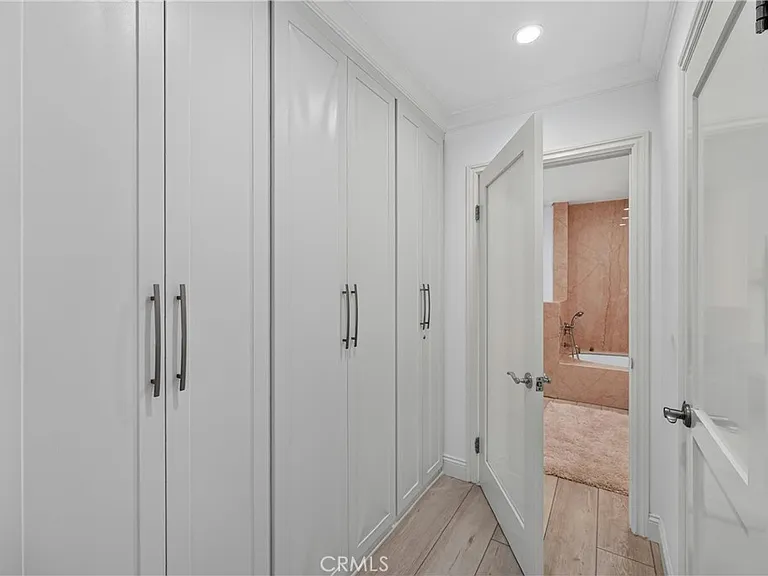 950 Cagney Ln #207 — Photo 14