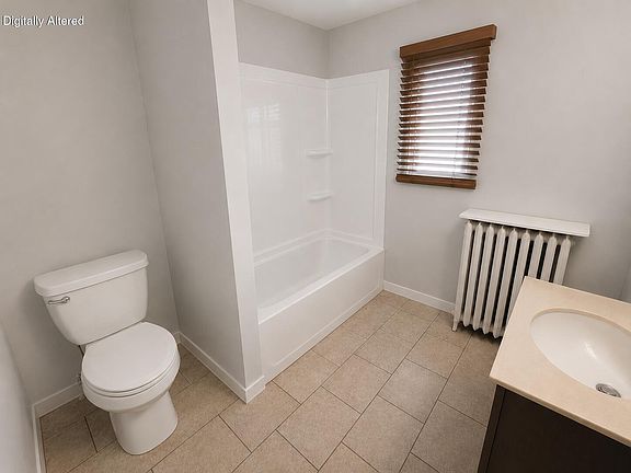 3rd image of 2109 Washington Ave