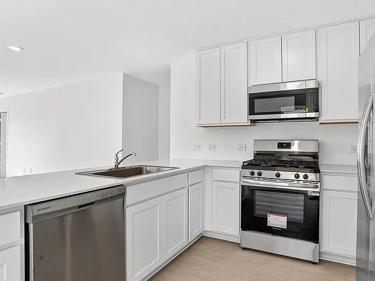 26911 Dalmatian Bellflower Dr — Photo 7