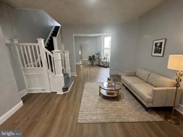 846 S Alden St, Philadelphia, PA 19143