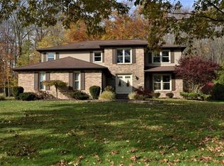 36032 Derby Downs Dr, Solon, OH 44139