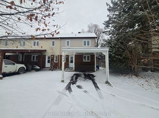 538 Seyton Dr, Ottawa, ON K2H 9B2