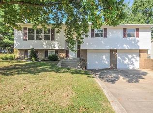 1931 Golden Hls, Saint Peters, MO