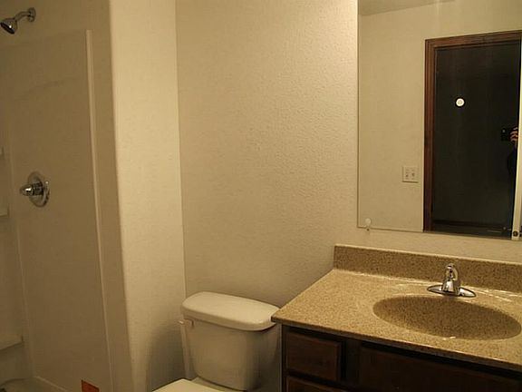 5th image of 3242 Sherwood Pl