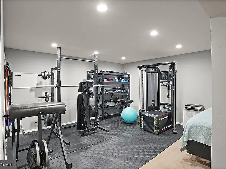 8282 Morning Dew Ct — Photo 49