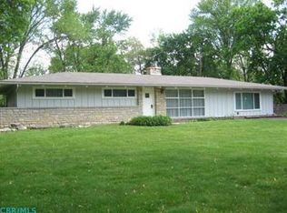 3414 Fishinger Rd, Columbus, OH 43221