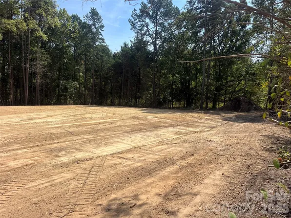 107 Arthurs Rd, Troutman, NC 28166