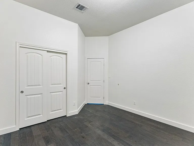 2604 Lou Hollow Pl — Photo 25