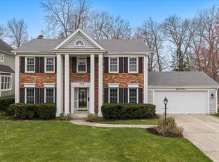 809 Heatherton Dr, Naperville, IL