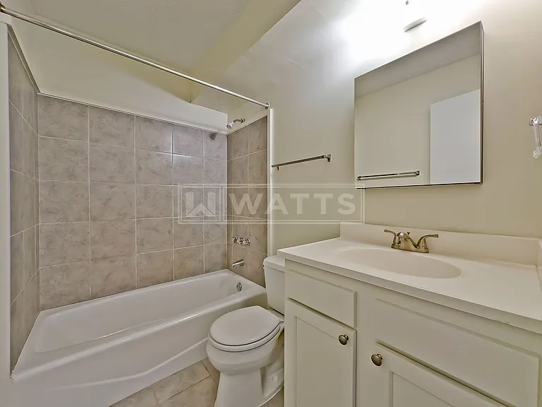 1639 11th Pl S — Photo 35