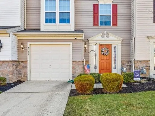 1104 Exposition Dr, Williamstown, NJ 08094