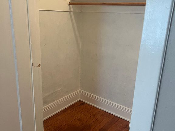 5th image of 1305 E Denny Way APT 104