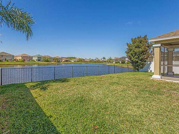 3rd image of 11646 Wynnfield Lakes Cir