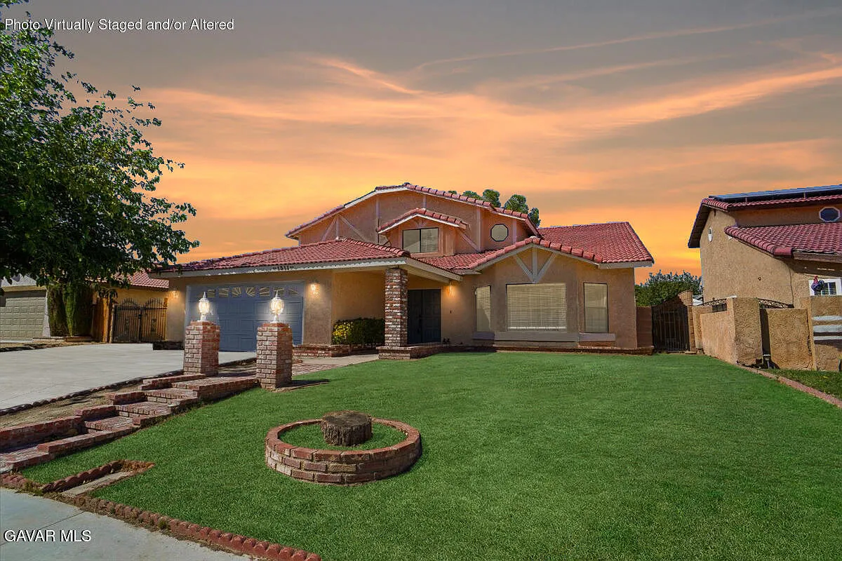 1311 Herzel Ave photo 1
