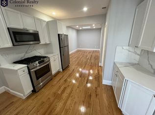 351 Oxford St #3, Cambridge, MA 02140
