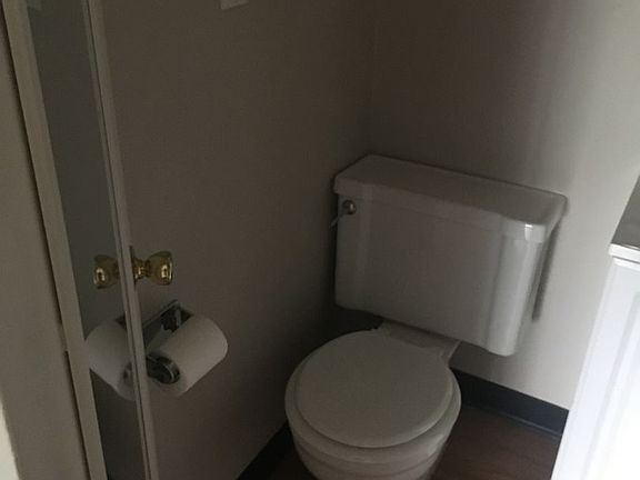 4th image of 1293 Neil Ave APT C6