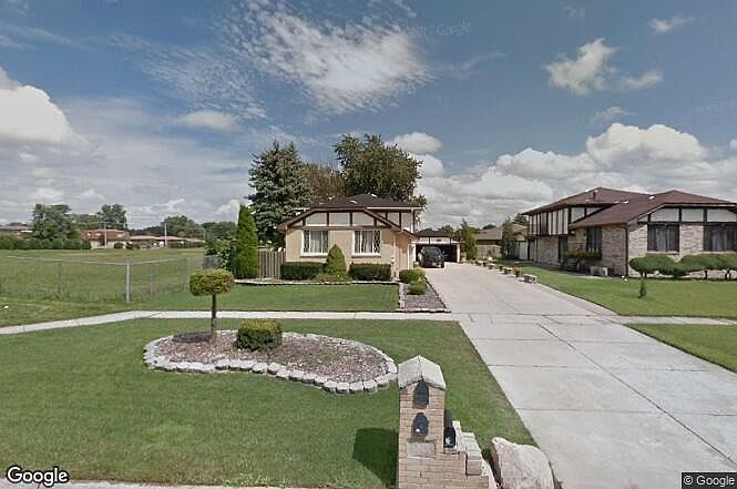 1st image of 7521 S 88th Ave APT 1