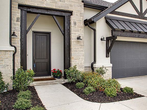 2nd image of 6025 Bridgecreek Way