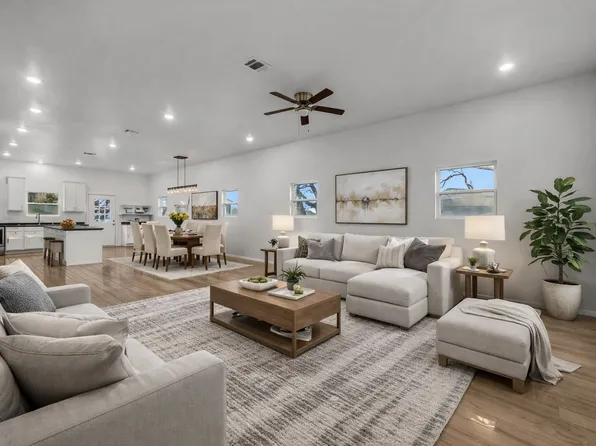 2514 Austin Ct, Granbury, TX 76048