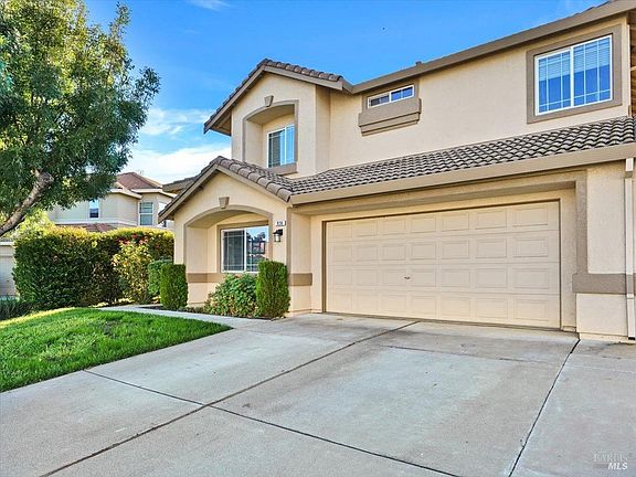 2nd image of 928 Cashel Circle