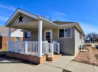 312 S Tyler St, Tyler, MN 56178